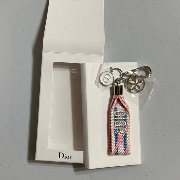 Dior Beauty Key Chain or Bag Charm NWT - Picture 4 of 5